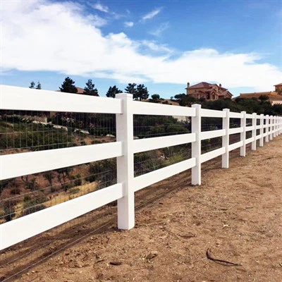 3 Раил Вхите ПВЦ Хорсе